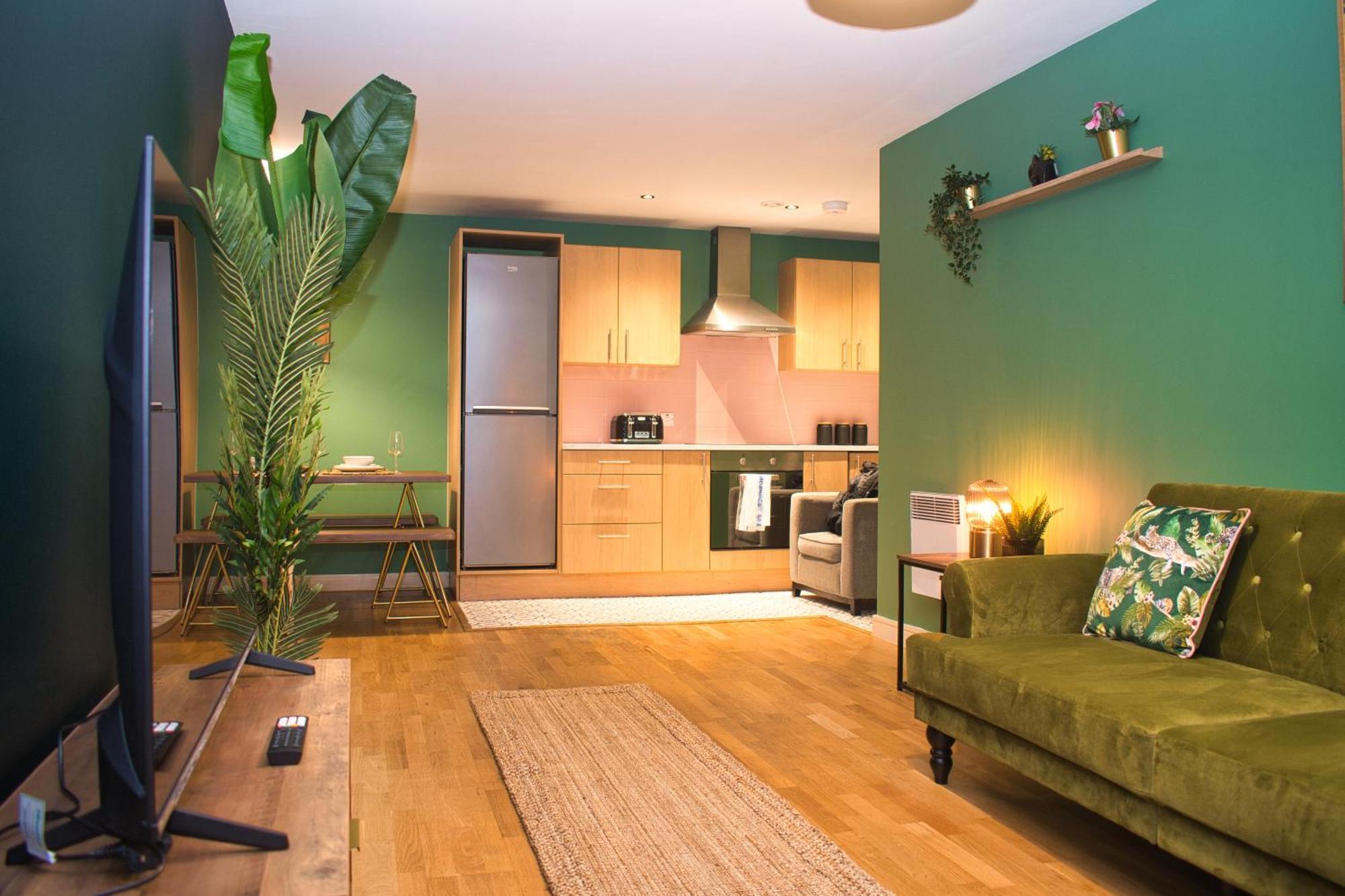 Spacious City Centre Apt - Free Parking - Ao Arena Manchester Buitenkant foto