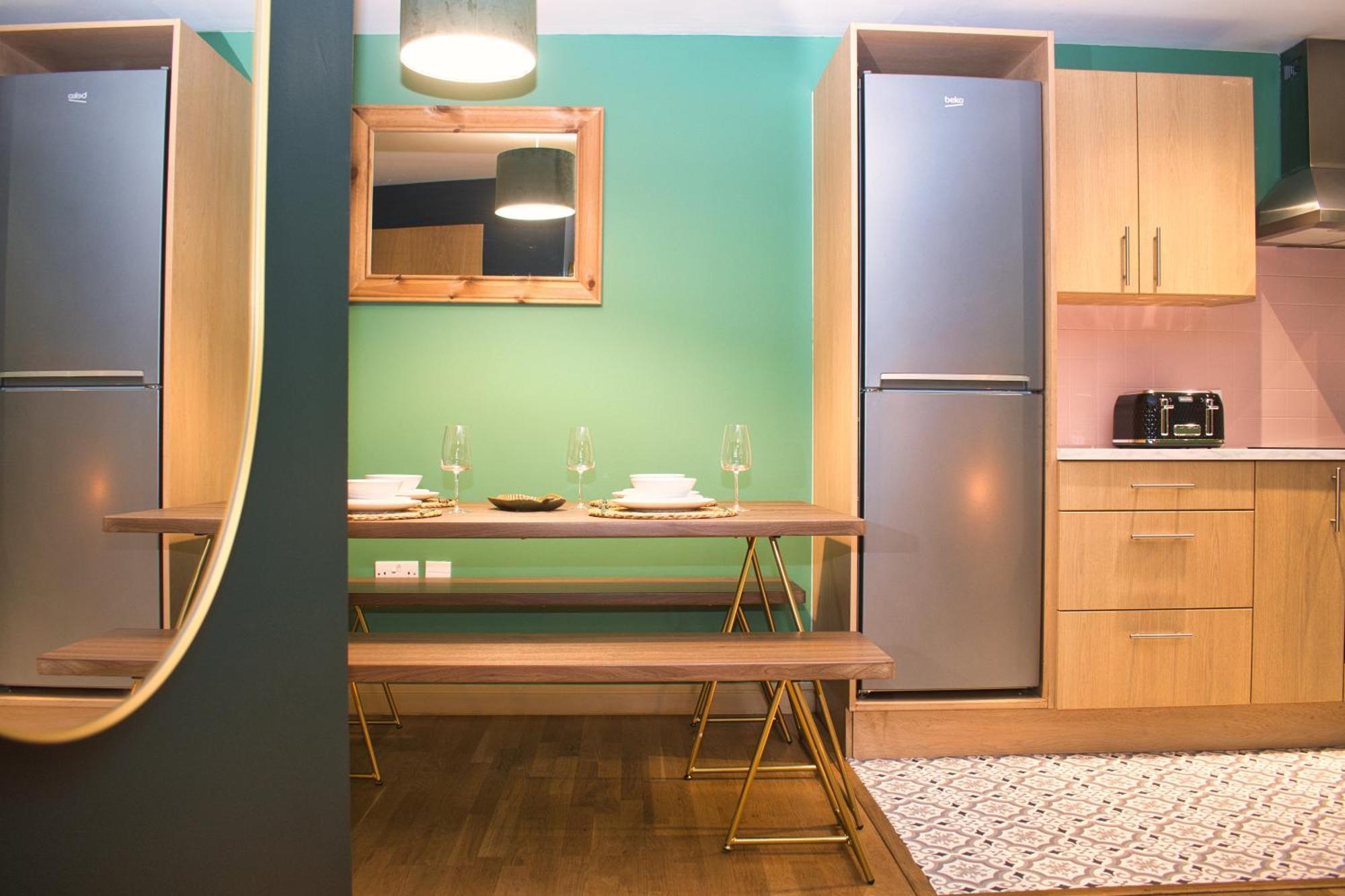 Spacious City Centre Apt - Free Parking - Ao Arena Manchester Buitenkant foto